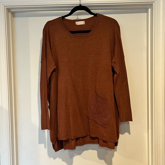 Cozy Comfort Pocket Sweater - Picture 2 of 5